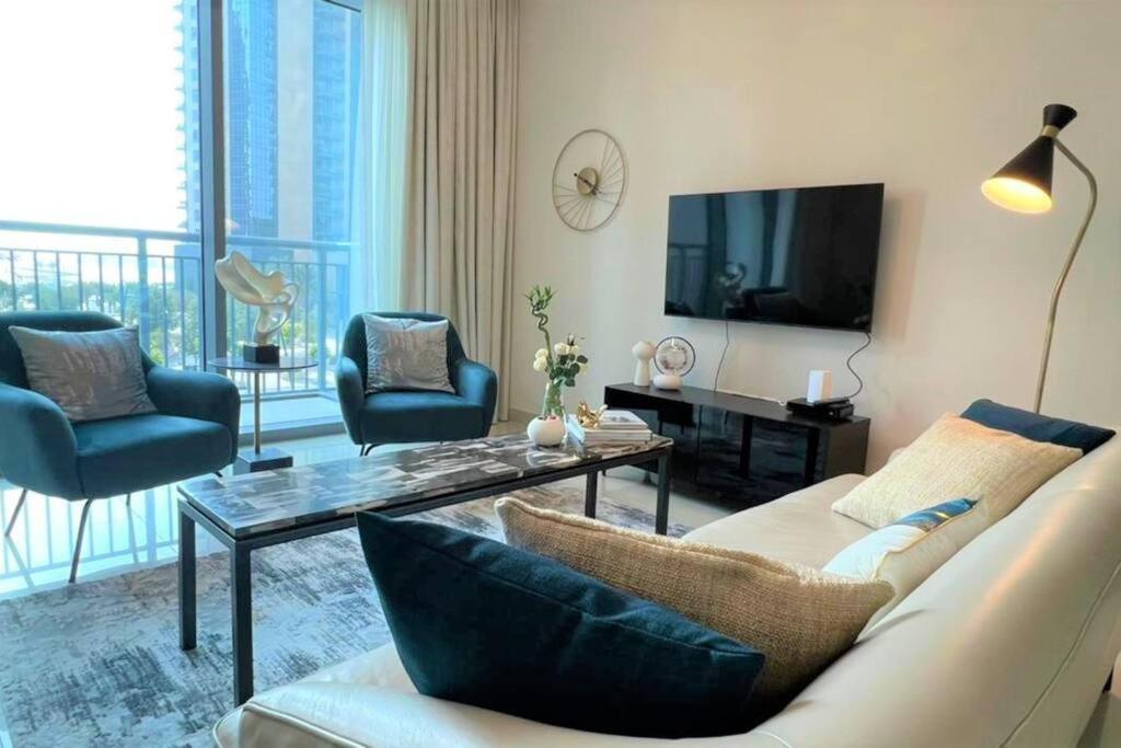 Apartment Modern & Chic Waterfront 2bed Balcony Creek *